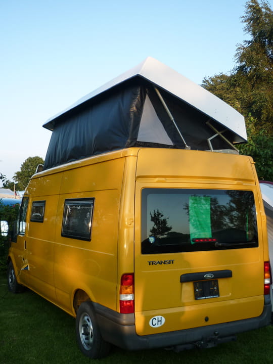 Folding roof for a Ford Transit