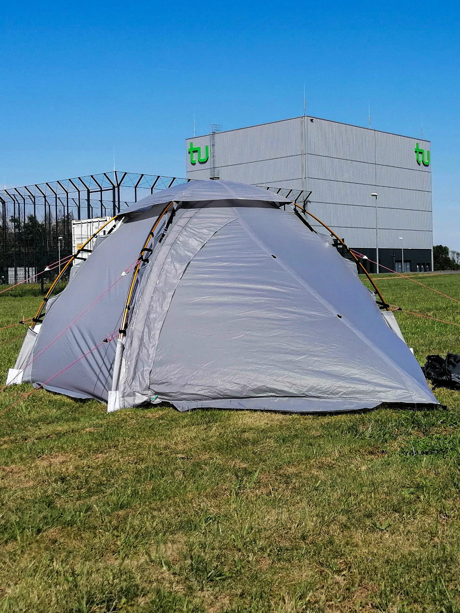 4-season dome tent made of 40den silnylon